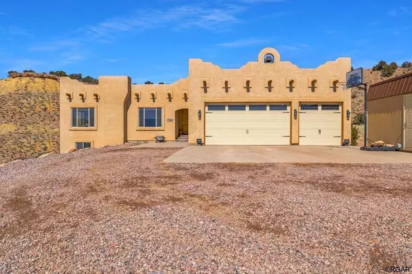 507 Van Egmond  DR, Penrose, CO 81240