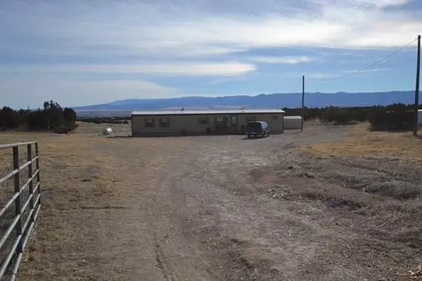 890 Cedar Hills  RD, Penrose, CO 81240