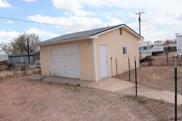 Penrose, CO 81240,208 Hawkins  ST