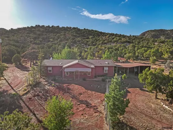 527 Canyon Estates  RD, Penrose, CO 81240