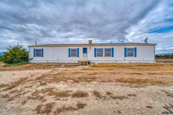 1041 P  ST, Penrose, CO 81240