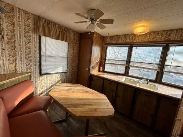 Penrose, CO 81240,409 Illinois  ST