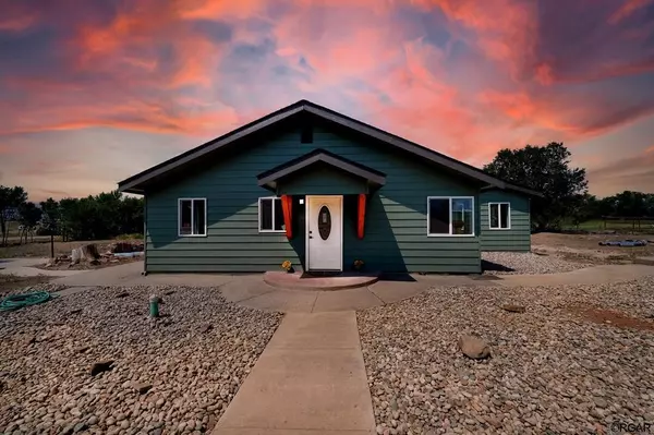 295 10th  ST, Penrose, CO 81240