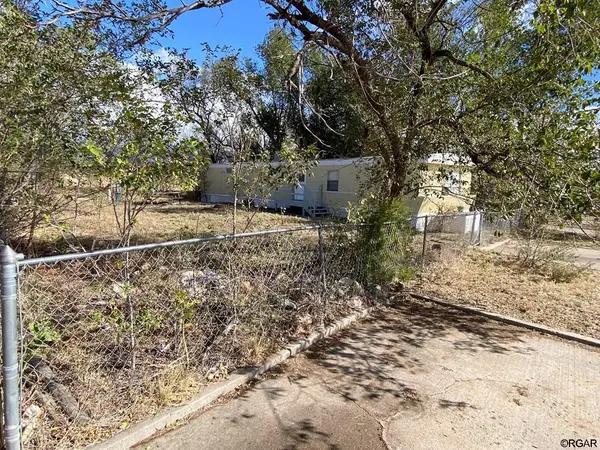600 Raintree BLVD ##51, Canon City, CO 81212