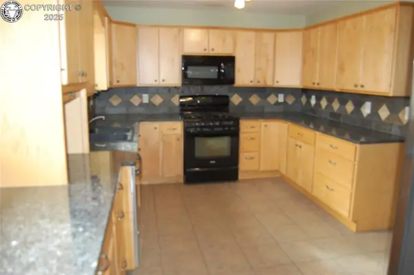 1207 EUGENE DR, Canon City, CO 81212