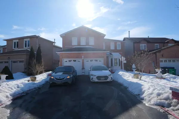 6062 Prairie CIR, Mississauga, ON L5N 5C5