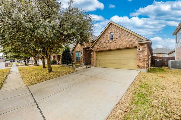 Fort Worth, TX 76244,10329 Stoneside Trail