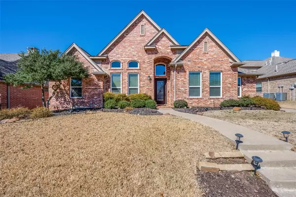 2211 High Pointe Drive, Corinth, TX 76210