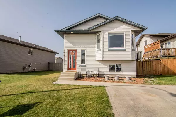 13018 90 ST, Grande Prairie, AB T8X 0A9