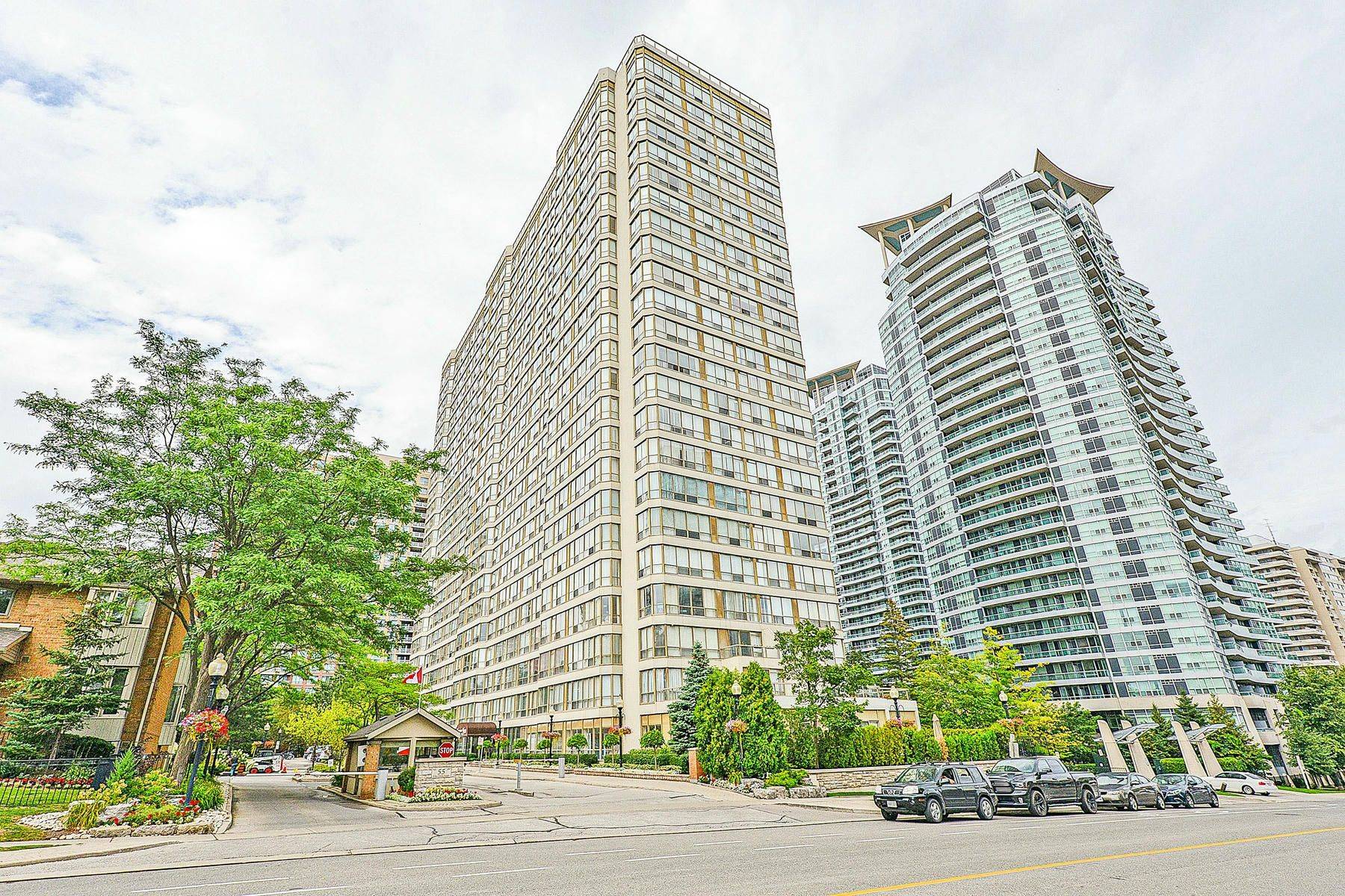 Mississauga, ON L5B 3Z3,55 Elm DR W #1805