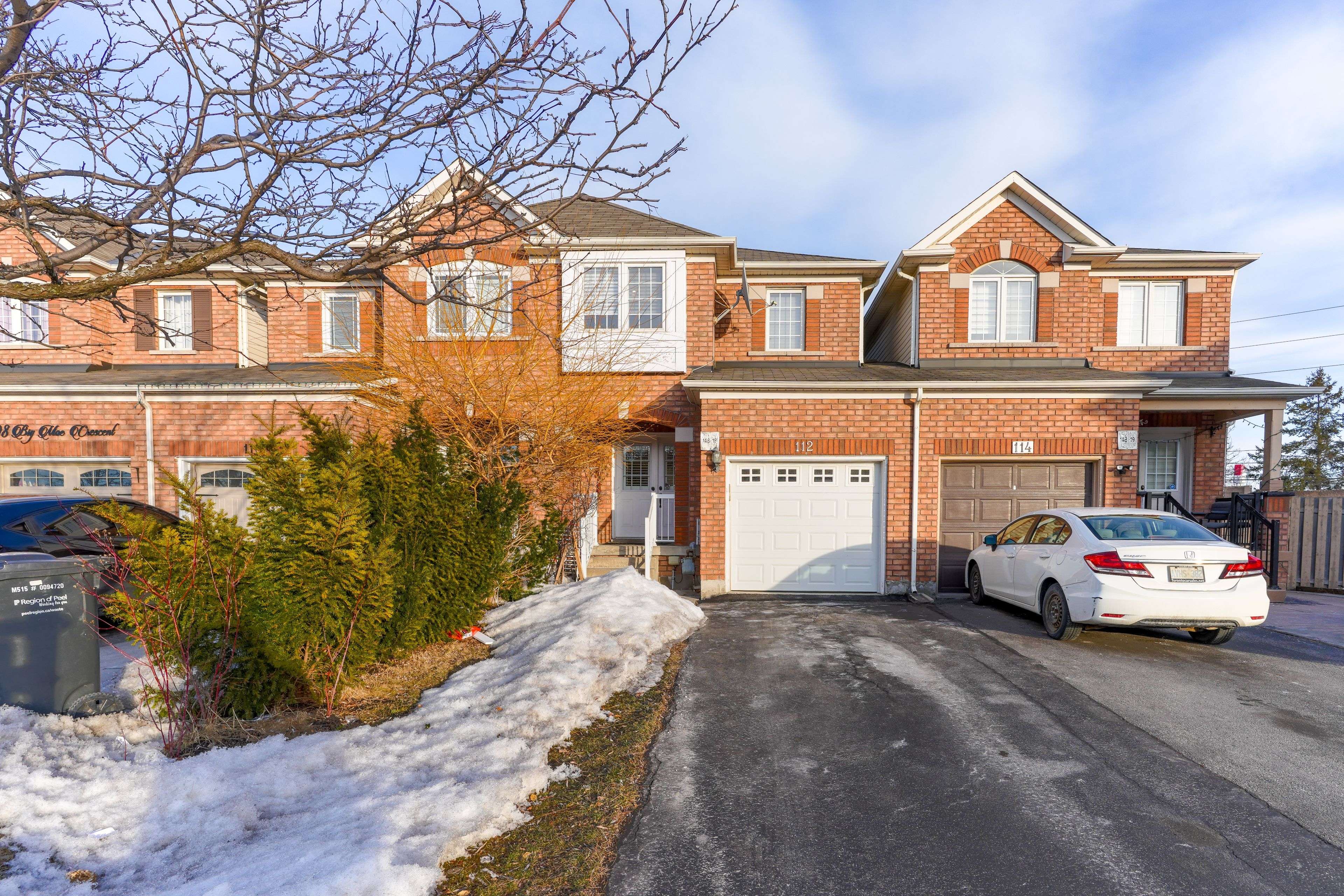 Brampton, ON L6P 1J9,112 Big Moe CRES