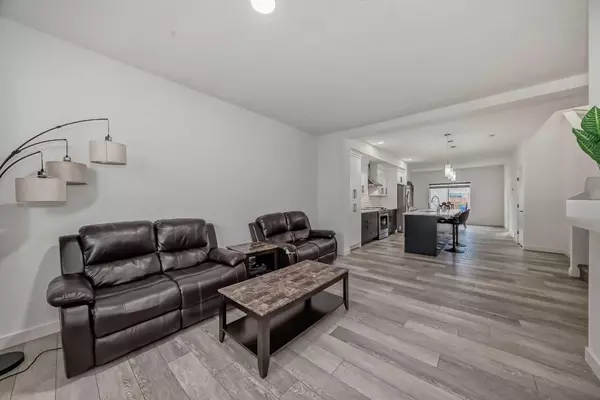 Calgary, AB T2X4T2,37 Legacy Glen PT Southeast