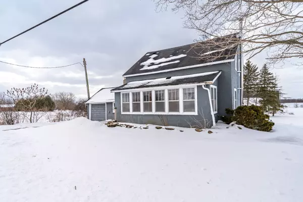 217 Elmbrook RD, Prince Edward County, ON K0K 2T0