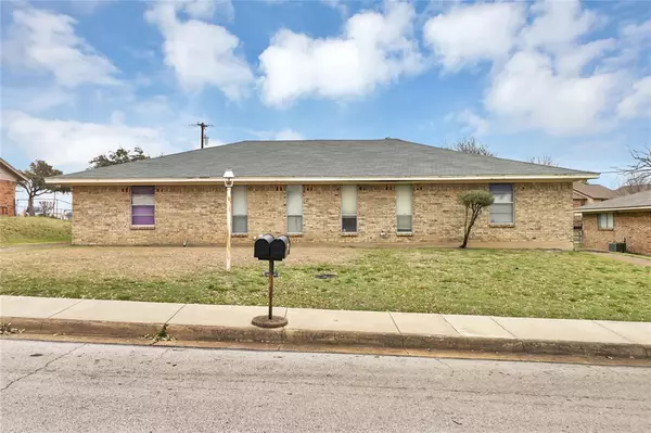 1454 Deborah Avenue, Desoto, TX 75115