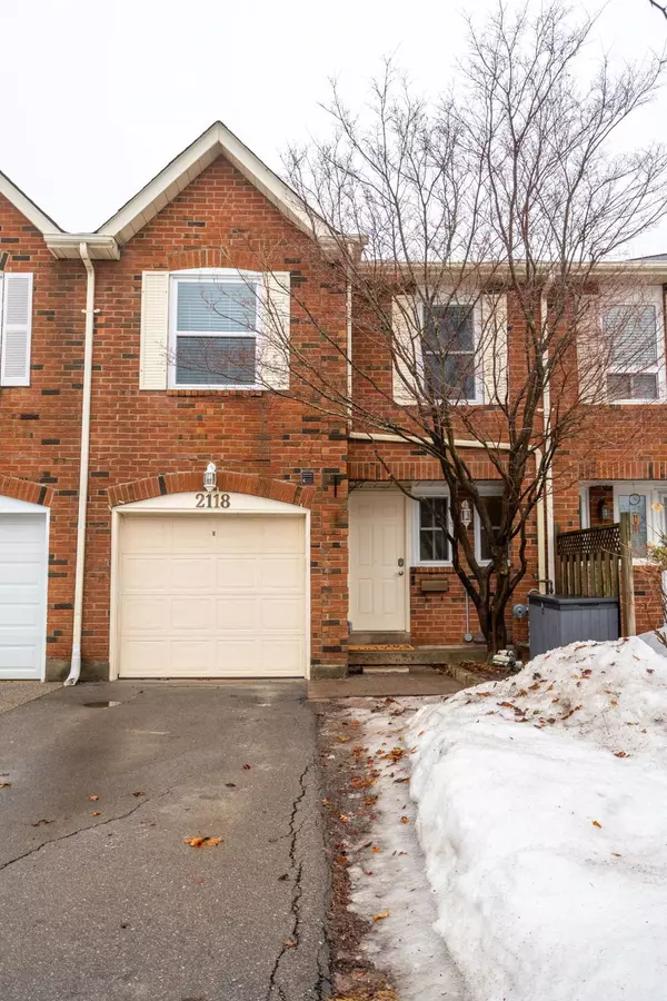 Oakville, ON L6H 4C7,2118 PELEE BLVD