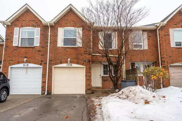 Oakville, ON L6H 4C7,2118 PELEE BLVD