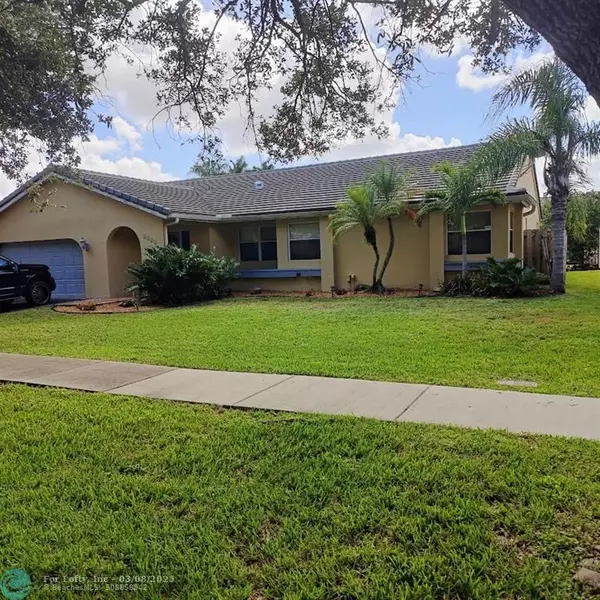 Davie, FL 33331,5221 Hawkes Bluff Ave