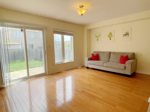 Mississauga, ON L5M 0C7,5302 Palmetto PL