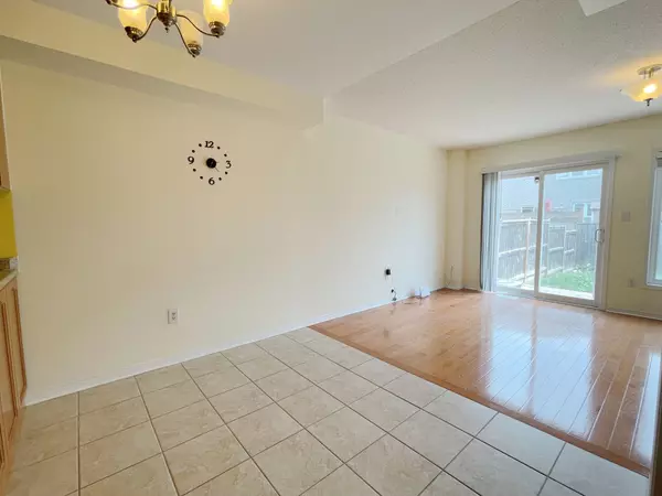 Mississauga, ON L5M 0C7,5302 Palmetto PL