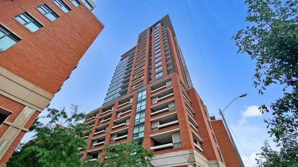 Toronto W04, ON M6A 0B1,800 Lawrence AVE W #812