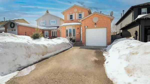 81 Hadden CRES, Barrie, ON L4M 6G7