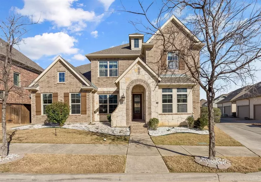 2812 Orchid Street, Carrollton, TX 75007