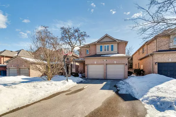 105 Sweet Water CRES, Richmond Hill, ON L4S 2B4