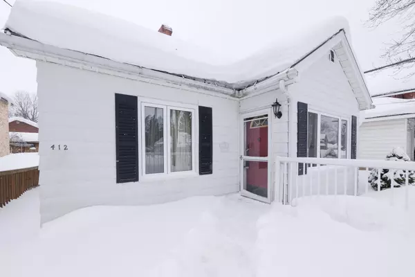 South Bruce Peninsula, ON N0H 2T0,412 Scott ST