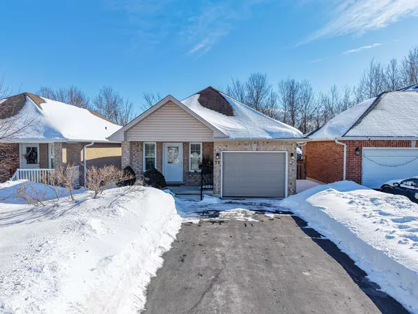 72 Laurent BLVD, Kawartha Lakes, ON K9V 0H1