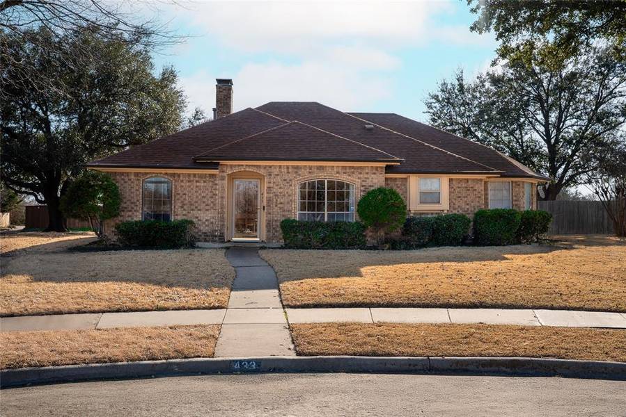 433 Larchbrook Drive, Garland, TX 75043