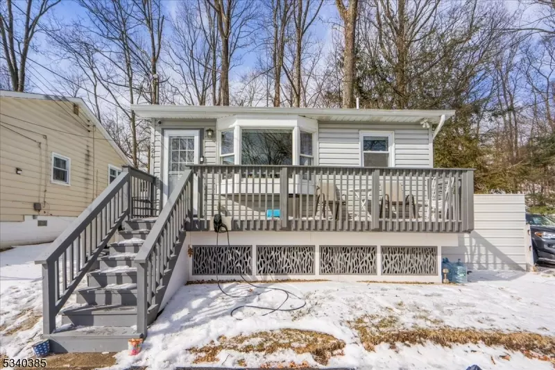 324 Idalroy Trl, Hopatcong Boro, NJ 07843