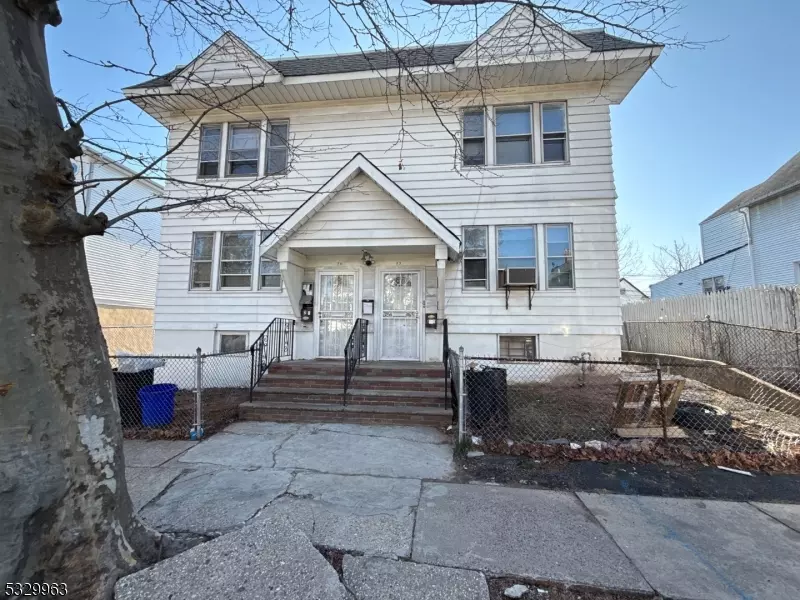 70 Bedford St, East Orange City, NJ 07018