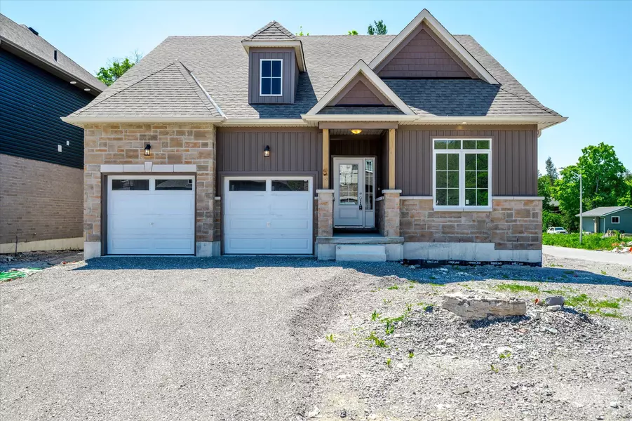 3 Hillcroft WAY, Kawartha Lakes, ON K0M 1A0