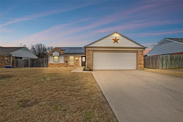 3909 Springside Drive, Fort Worth, TX 76137