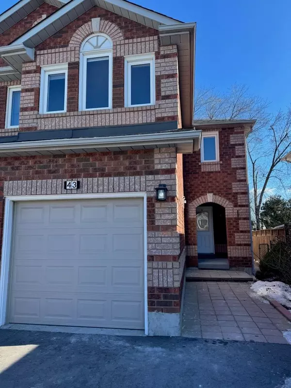 Vaughan, ON L4L 9E5,43 Parkfield CT #UPPER