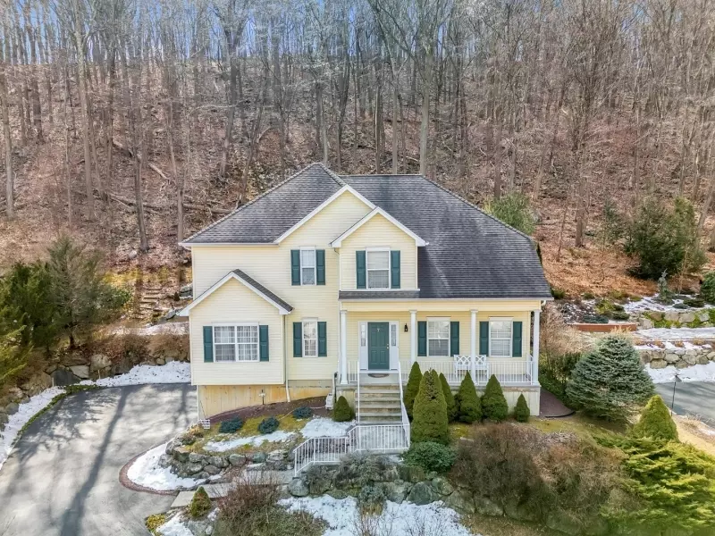 7 Bowers Dr, Allamuchy Twp., NJ 07840