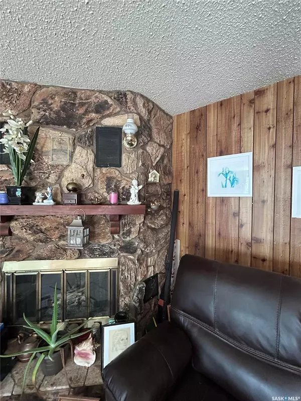 Sheho, SK S0A 3T0,908 Railway AVENUE