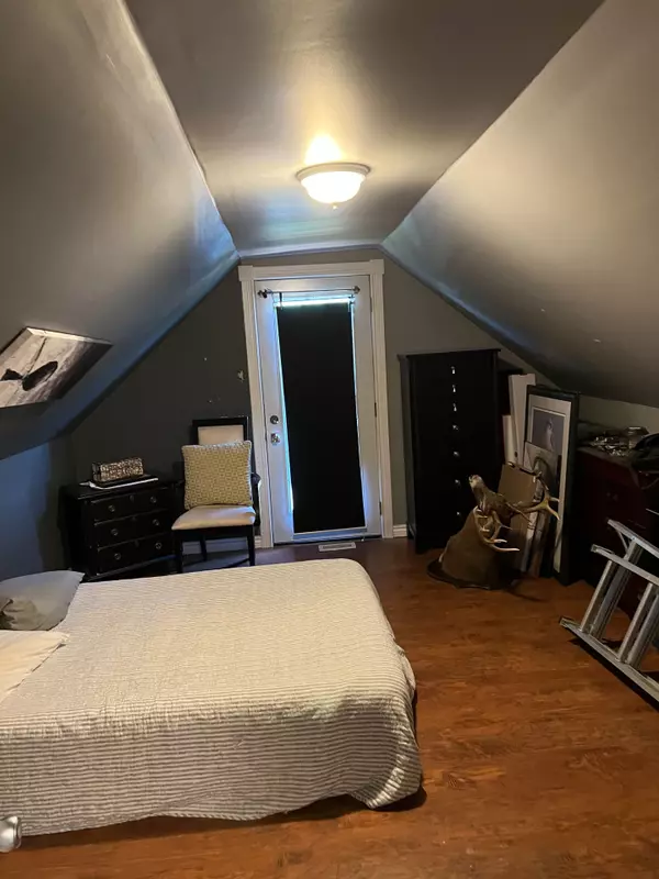 Kirkland Lake, ON P0K 1B0,37 MCKAY ST
