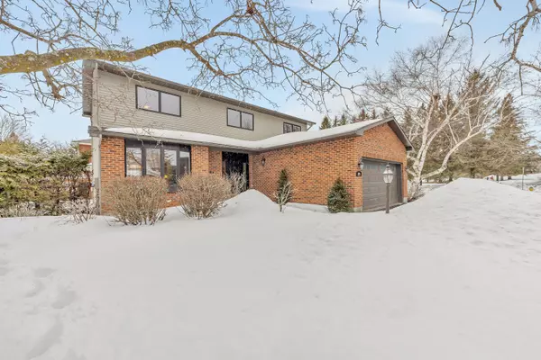 129 Ridgeview DR, Carp - Huntley Ward, ON K0A 1L0