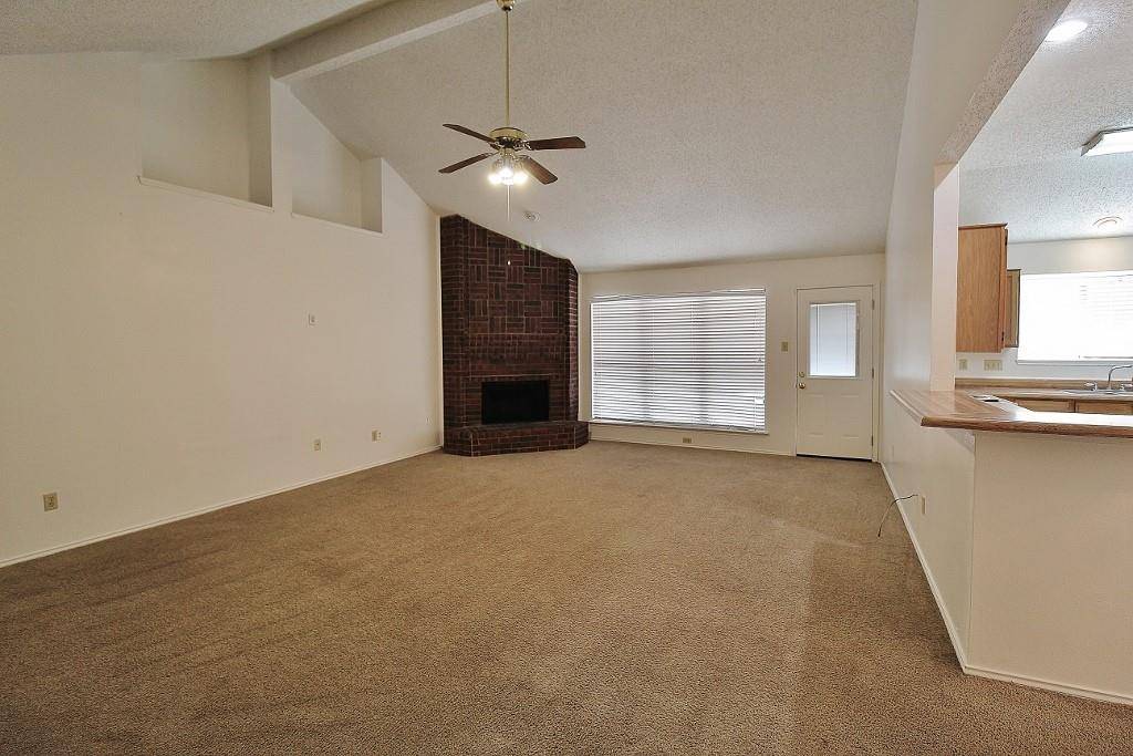 Desoto, TX 75115,123 Boulder Creek Drive