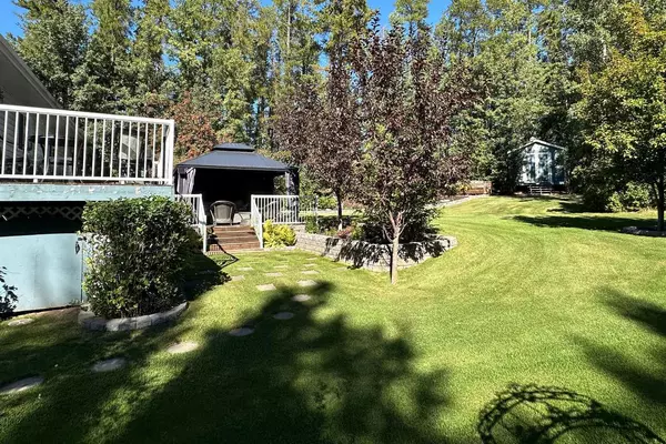 Whitecourt, AB T7S 1H6,19 Ravine DR