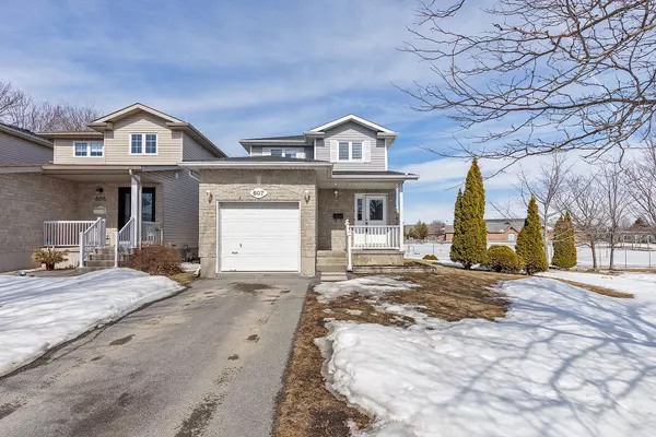 Kingston, ON K7M 9C9,607 Heritage CT