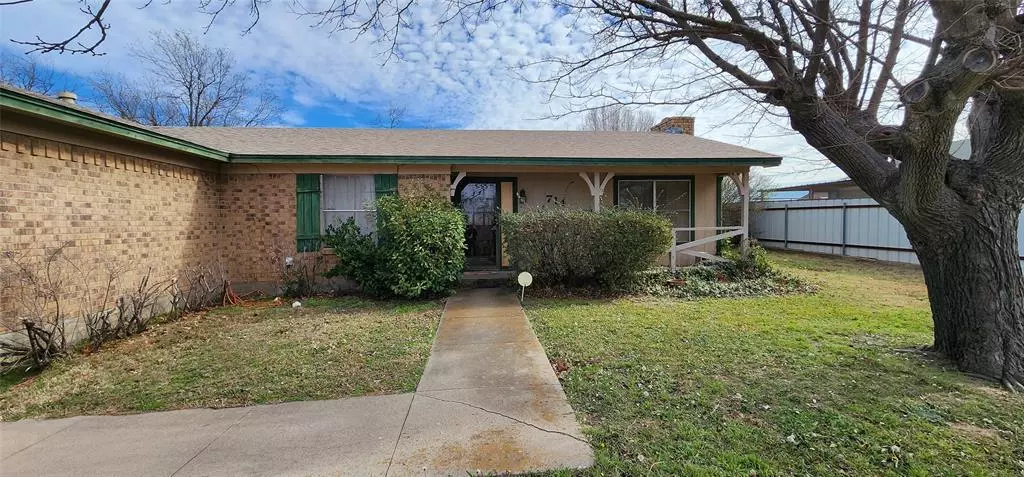 714 S Dixie, Eastland, TX 76448