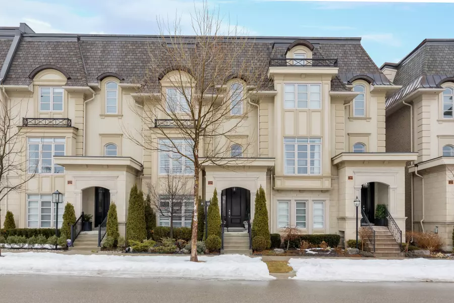 251 Hanover ST, Oakville, ON L6K 0H3