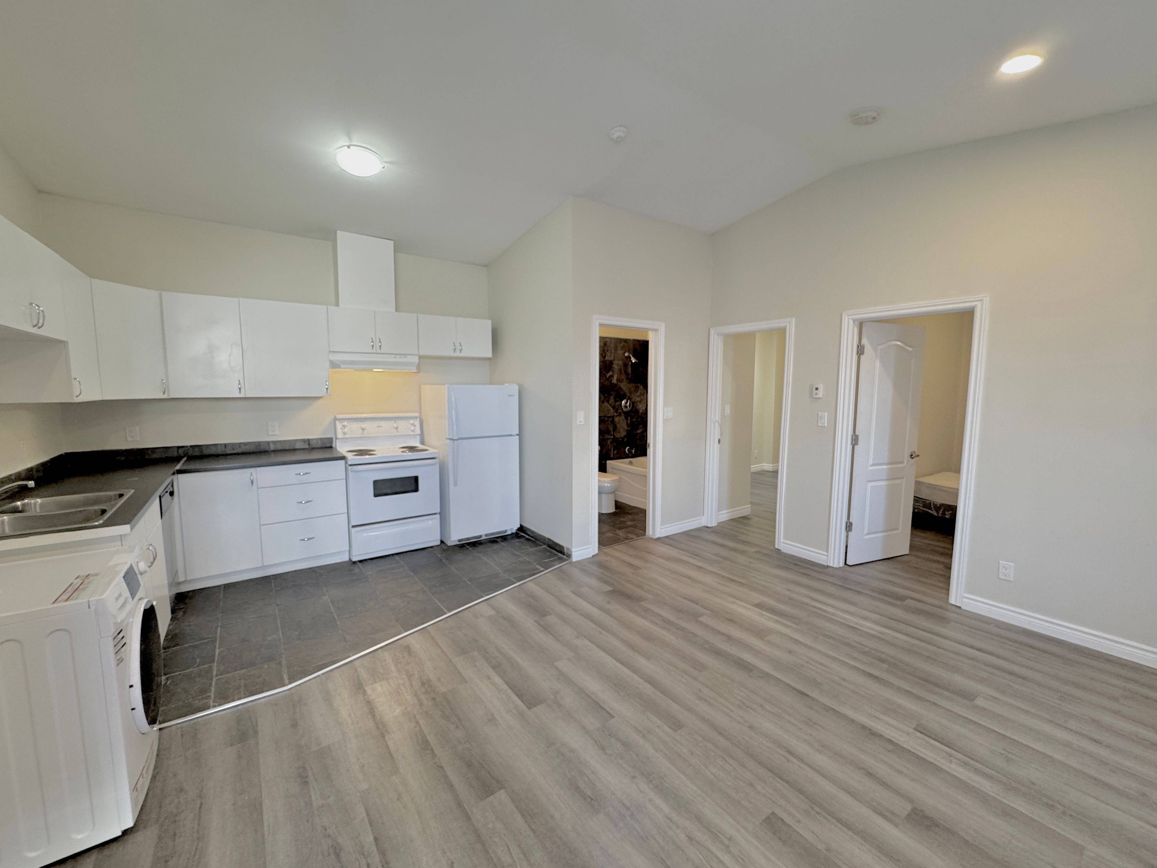 St. Thomas, ON N5P 1B4,268 Talbot ST #2