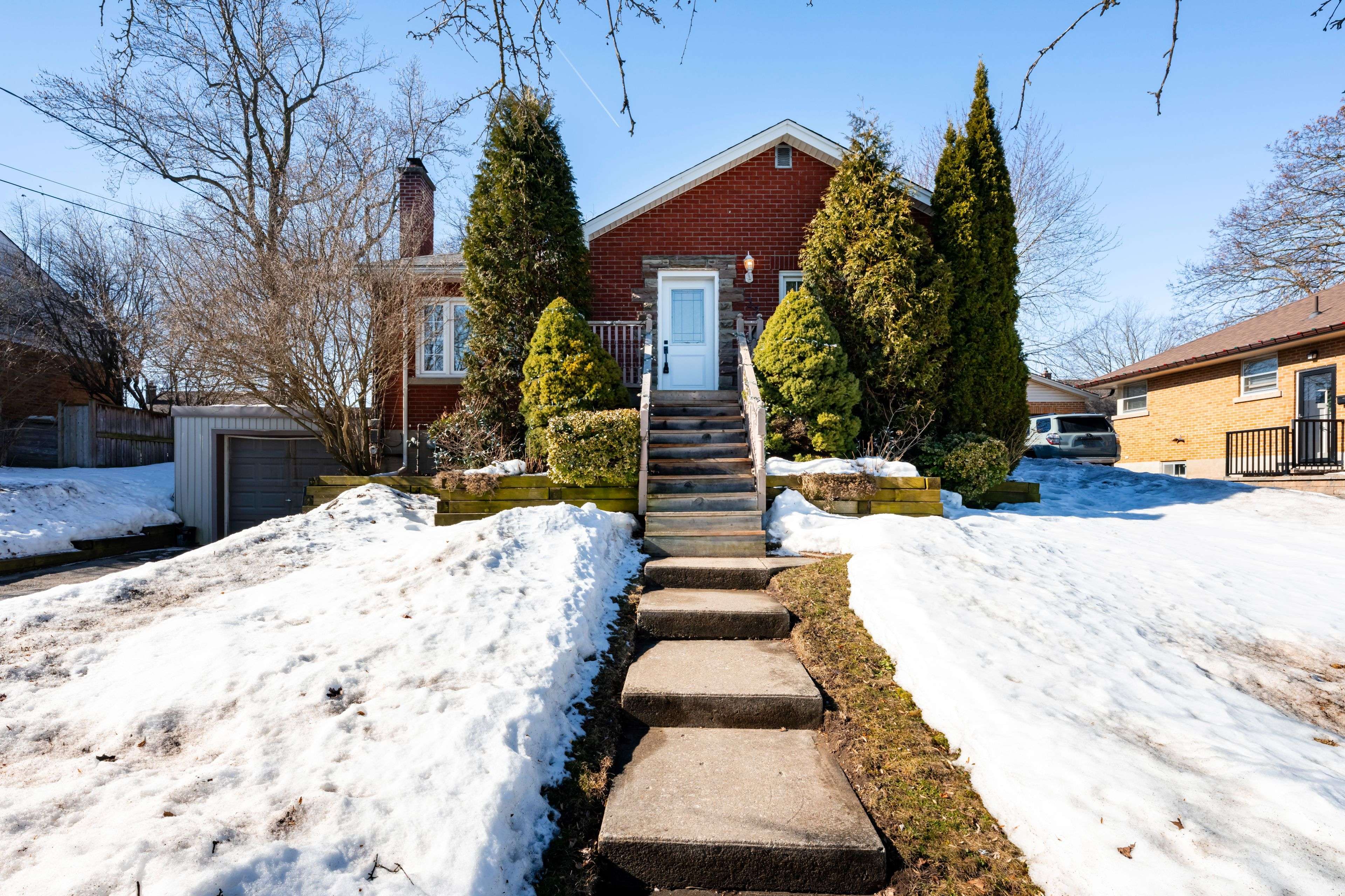 32 Rosewood AVE,  Guelph,  ON N1H 5Z9