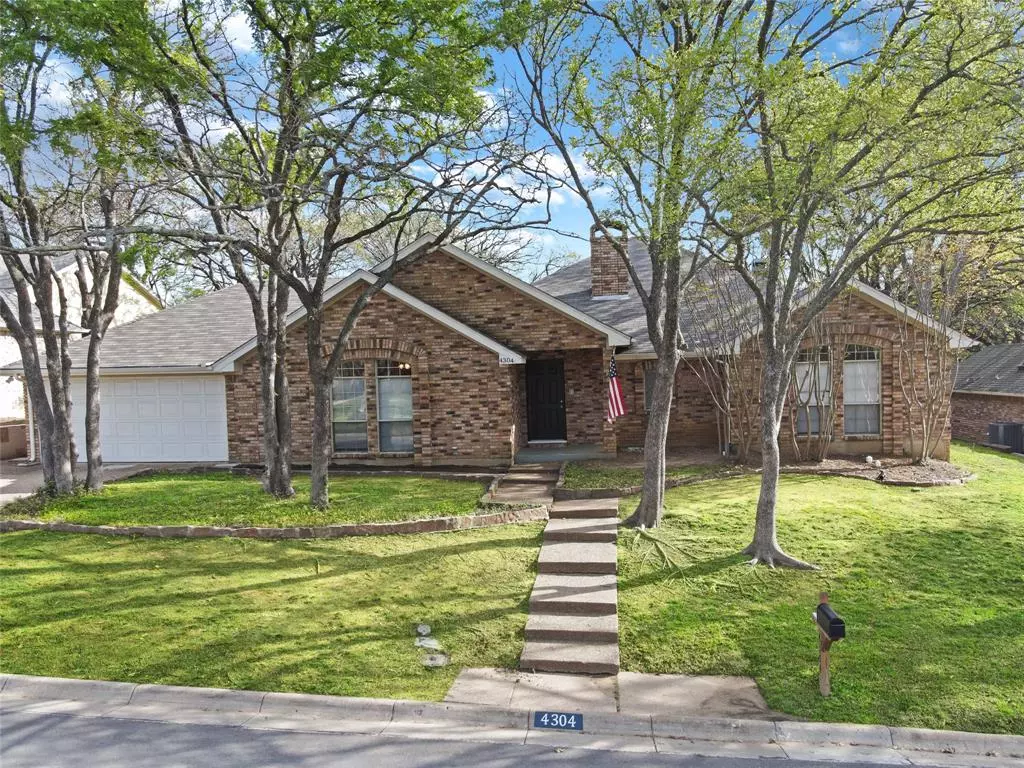 Arlington, TX 76016,4304 Hidden Creek Drive