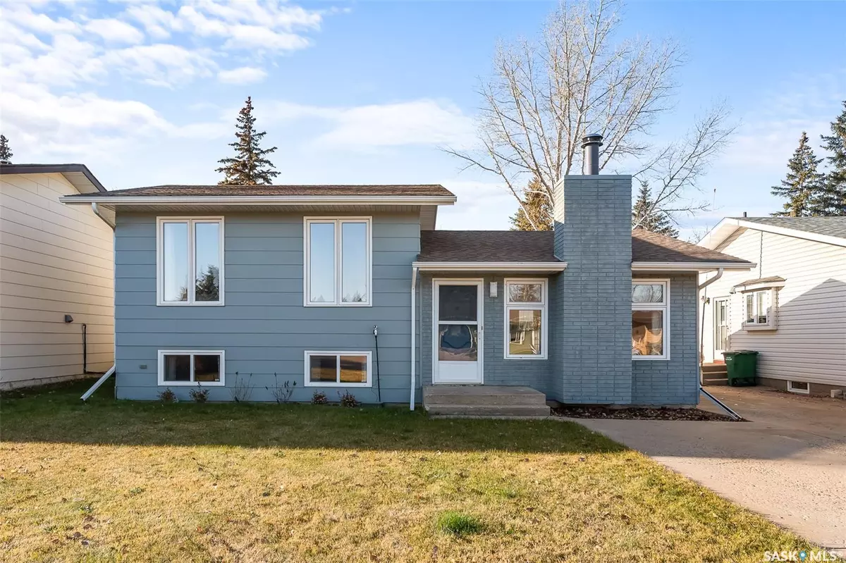 Moose Jaw, SK S6J 1C4,14 Blue Sage DRIVE