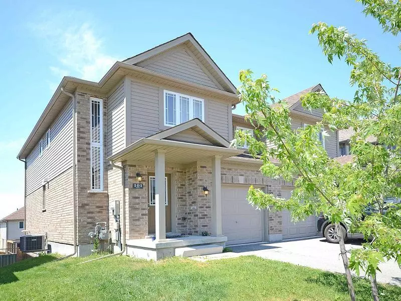 Guelph, ON N1E 0J5,101 Oakes CRES