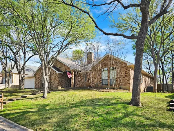 Arlington, TX 76016,4304 Hidden Creek Drive